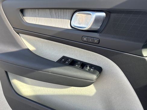 New 2026 Volvo XC40 B5 Plus w/ Protection Package Premier image 15