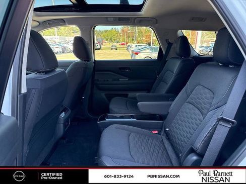 Certified 2025 Nissan Pathfinder SV w/ SV Premium Package image 29