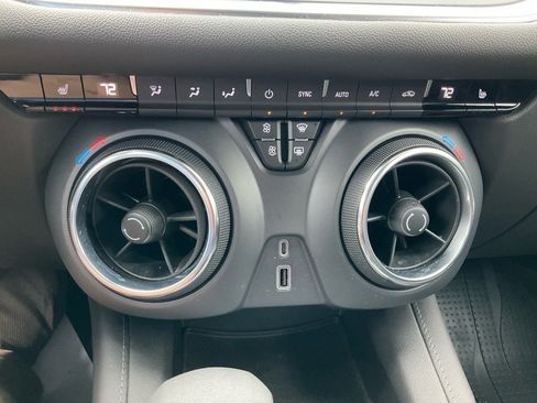 Used 2021 Chevrolet Blazer LT image 10