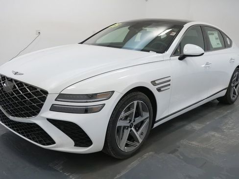 Used 2025 Genesis G80 3.5T Sport image 13