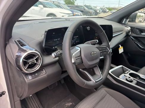 New 2026 Chevrolet Equinox LT w/ Midnight Edition AWD/4WD image 16