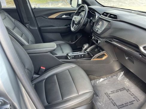 Used 2023 Chevrolet TrailBlazer ACTIV FWD image 17