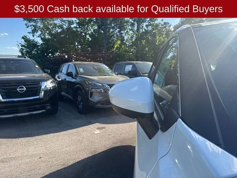 New 2026 Nissan Rogue SV w/ Cold Weather Package FWD image 39