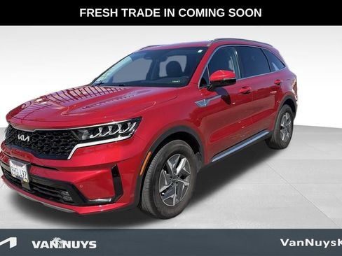 Used 2023 Kia Sorento EX image 3