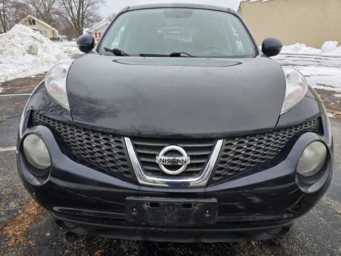 Used 2011 Nissan Juke SL image 2