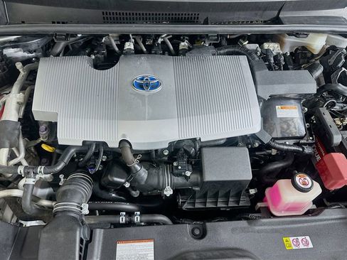 Used 2018 Toyota Prius Prime Advanced FWD image 28