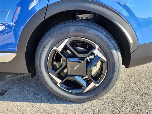 New 2026 Kia Sportage EX image 27
