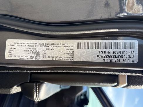Used 2023 Jeep Grand Cherokee 4WD 4xe w/ Luxury Tech Group II image 16