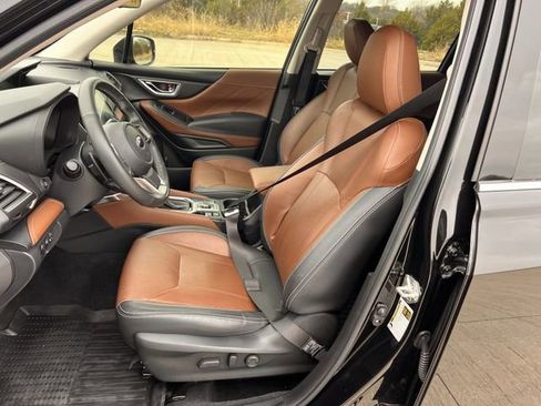Used 2022 Subaru Forester Touring image 23
