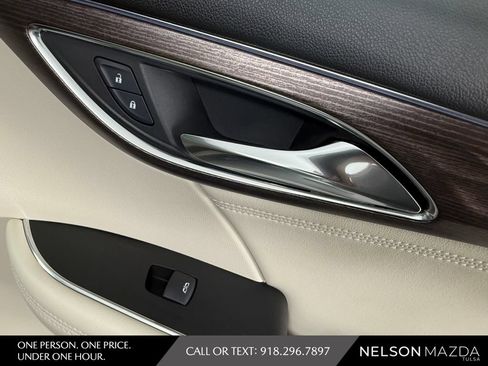Used 2021 Buick Envision Avenir w/ Technology Package II FWD image 49