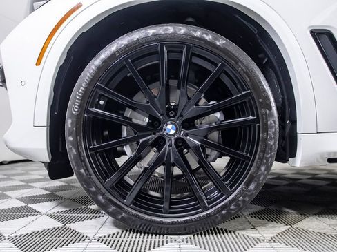 Used 2022 BMW X5 sDrive40i w/ M Sport Package RWD image 39
