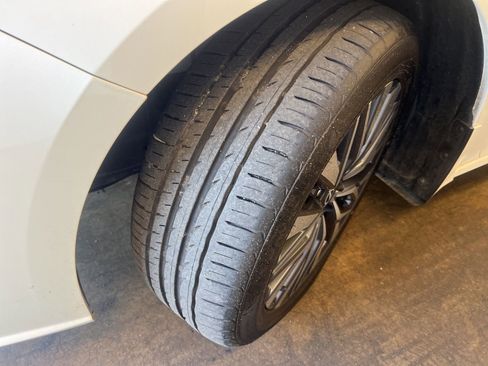 Used 2023 Nissan Altima 2.5 SV AWD/4WD image 12
