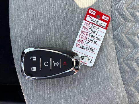 Used 2024 Chevrolet Equinox LT FWD image 29