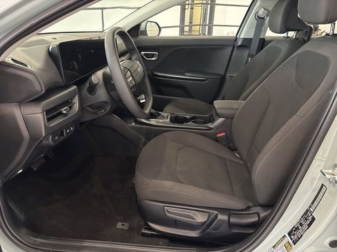 Used 2026 Kia K4 FWD image 8