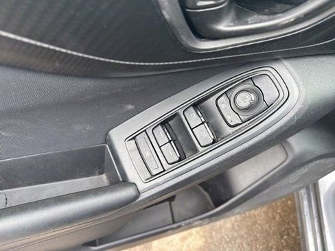 Used 2018 Subaru Impreza 2.0i image 12