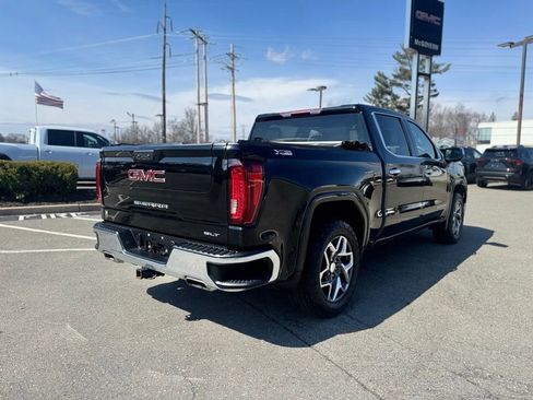 Used 2024 GMC Sierra 1500 SLT image 6
