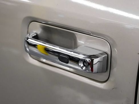 Used 2017 Ford F150 Lariat RWD image 40