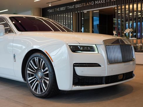 Certified 2022 Rolls-Royce Ghost image 45