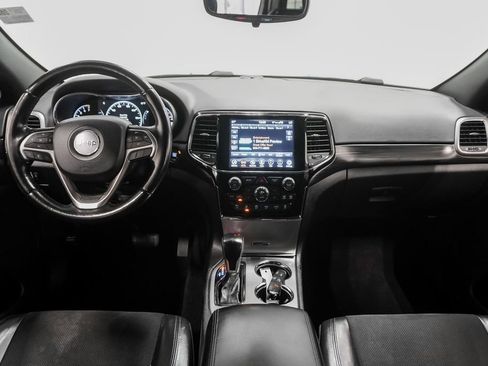 Used 2021 Jeep Grand Cherokee Laredo X image 24