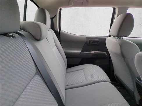 Used 2023 Toyota Tacoma SR5 RWD image 18