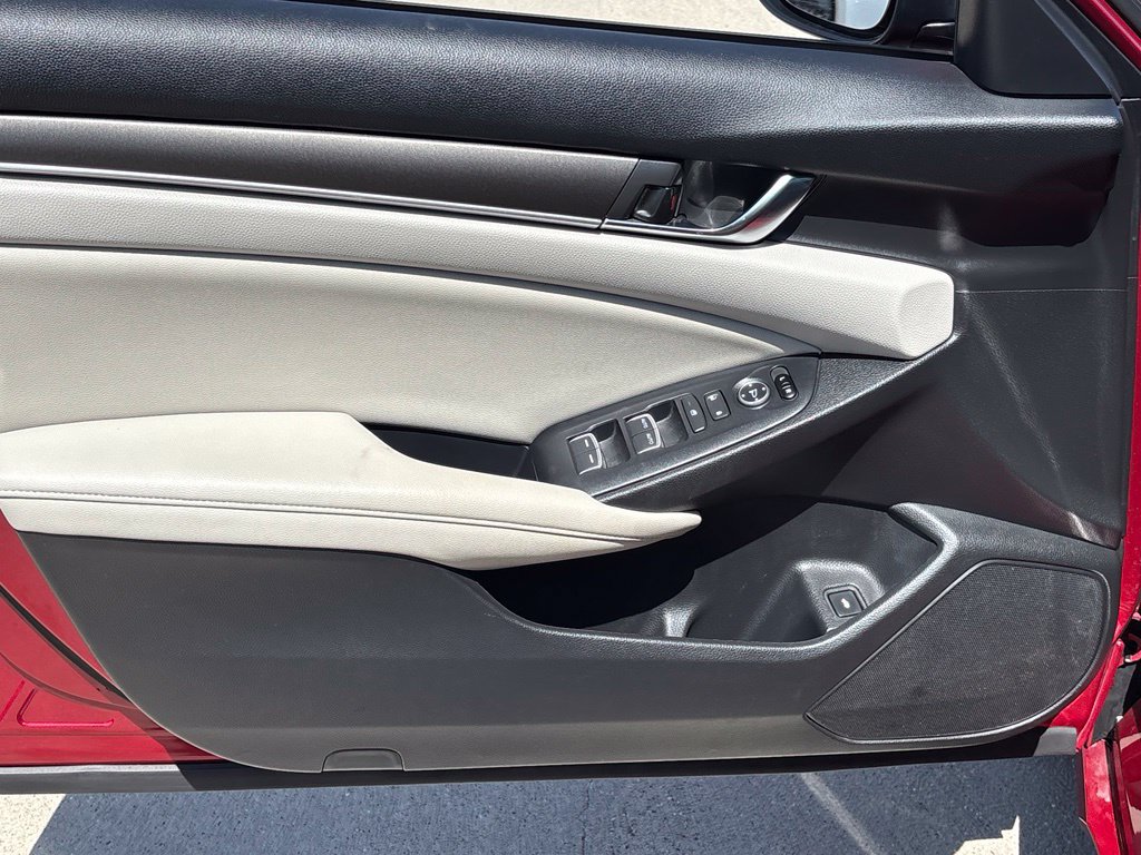 Used 2020 Honda Accord LX image 10