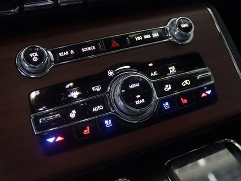 Used 2023 Lincoln Aviator Grand Touring w/ Equipment Group 301A image 19
