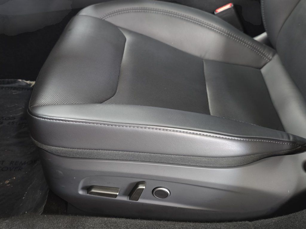 Used 2024 Tesla Model 3 Standard Range RWD image 28