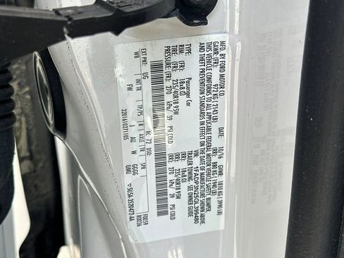 Used 2016 Ford Focus Titanium image 36