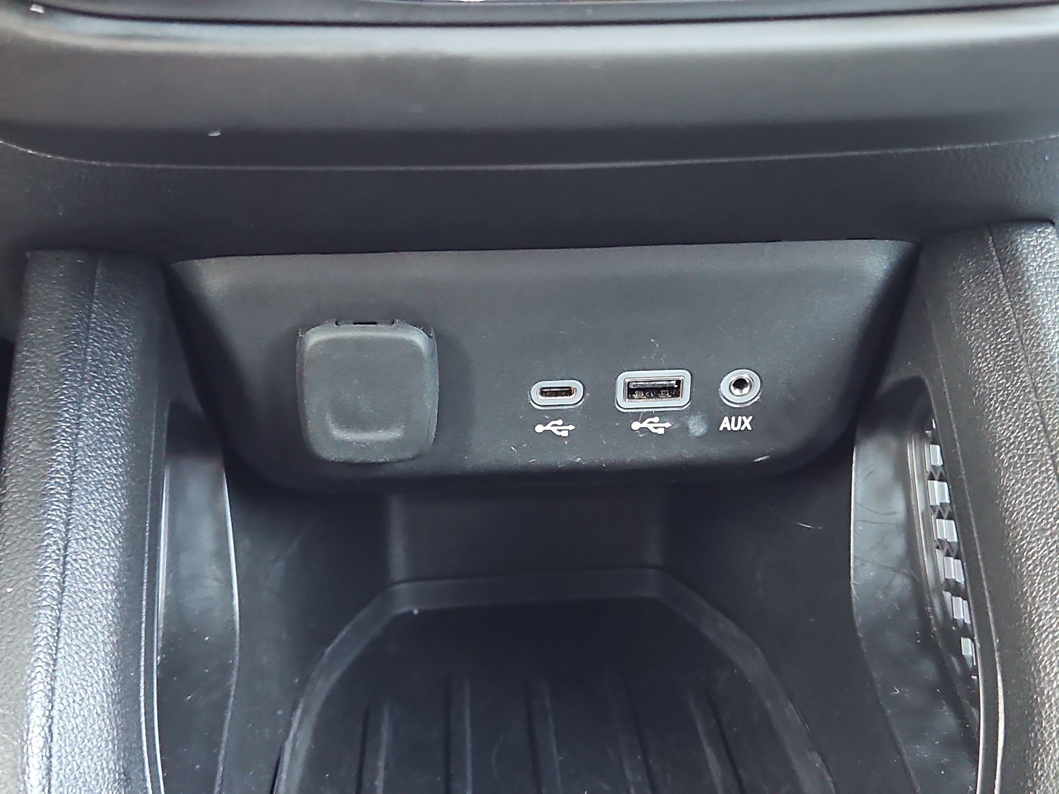 Certified 2022 Chevrolet TrailBlazer RS w/ Convenience Package FWD image 22