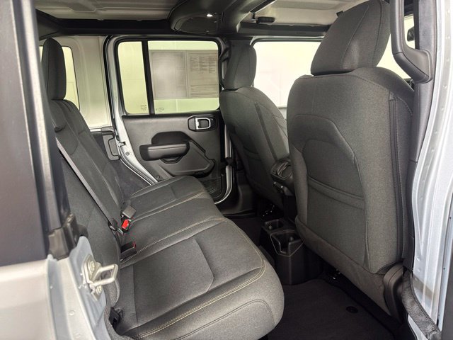 Used 2024 Jeep Wrangler Unlimited Sport AWD/4WD image 5