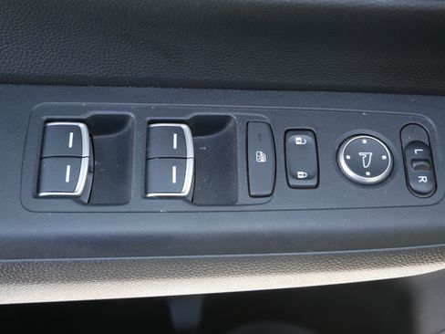 Used 2023 Honda CR-V EX-L image 19