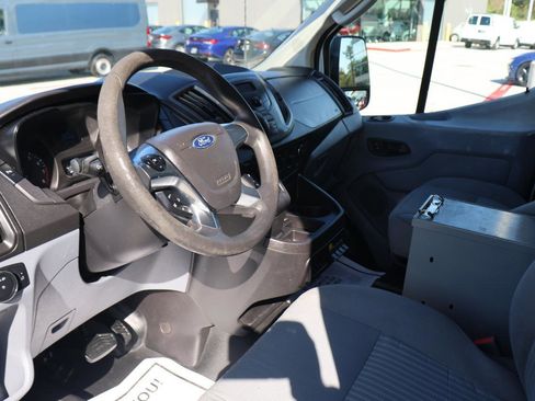 Used 2018 Ford Transit 250 148 Low Roof image 19
