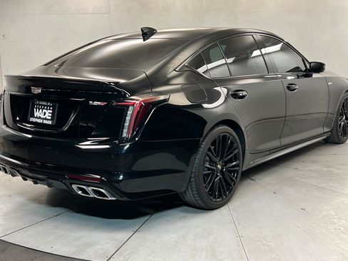 Used 2020 Cadillac CT5 V w/ Premium Package RWD image 6