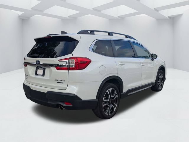 Used 2023 Subaru Ascent Limited AWD/4WD image 5