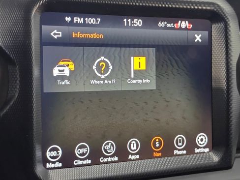 Used 2023 Jeep Gladiator Sport AWD/4WD image 34