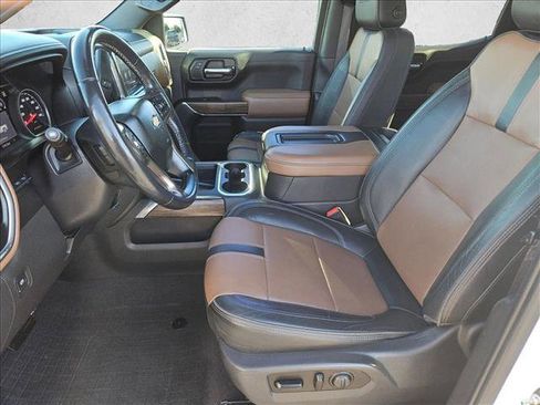 Used 2019 Chevrolet Silverado 1500 High Country w/ Technology Package image 23