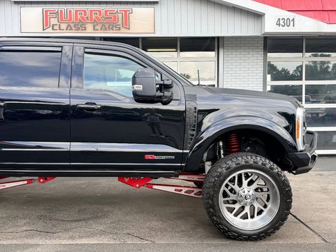 Used 2023 Ford F250 Lariat w/ Lariat Ultimate Package AWD/4WD image 13