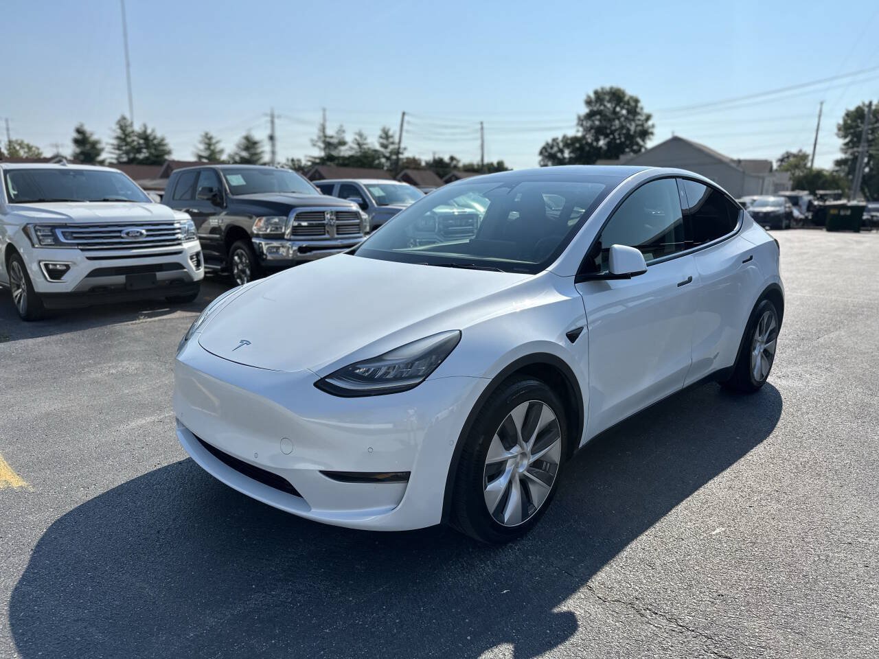 Used 2021 Tesla Model Y Long Range AWD/4WD image 3