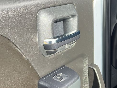 Used 2015 Chevrolet Silverado 2500 LT w/ LT Convenience Package image 14