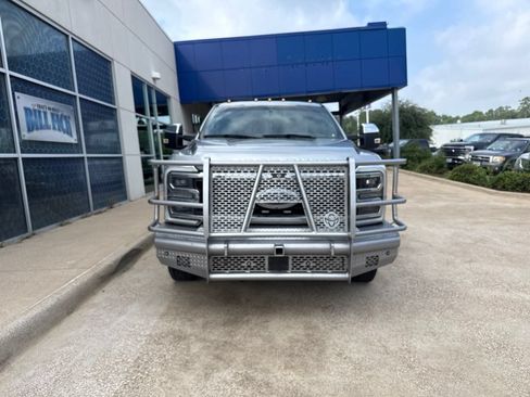 Used 2024 Ford F350 Platinum AWD/4WD image 3