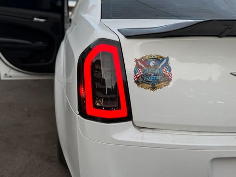 Used 2012 Chrysler 300 S RWD image 44