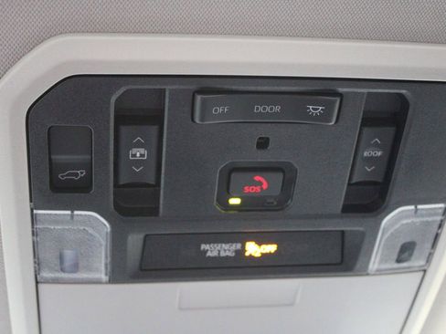 Certified 2024 Toyota Sequoia Limited AWD/4WD image 36