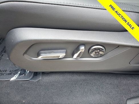 Used 2025 Acura MDX FWD image 19