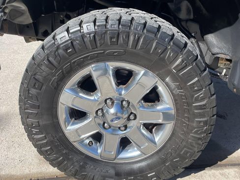 Used 2014 Ford F150 XLT w/ Equipment Group 302A Luxury image 9