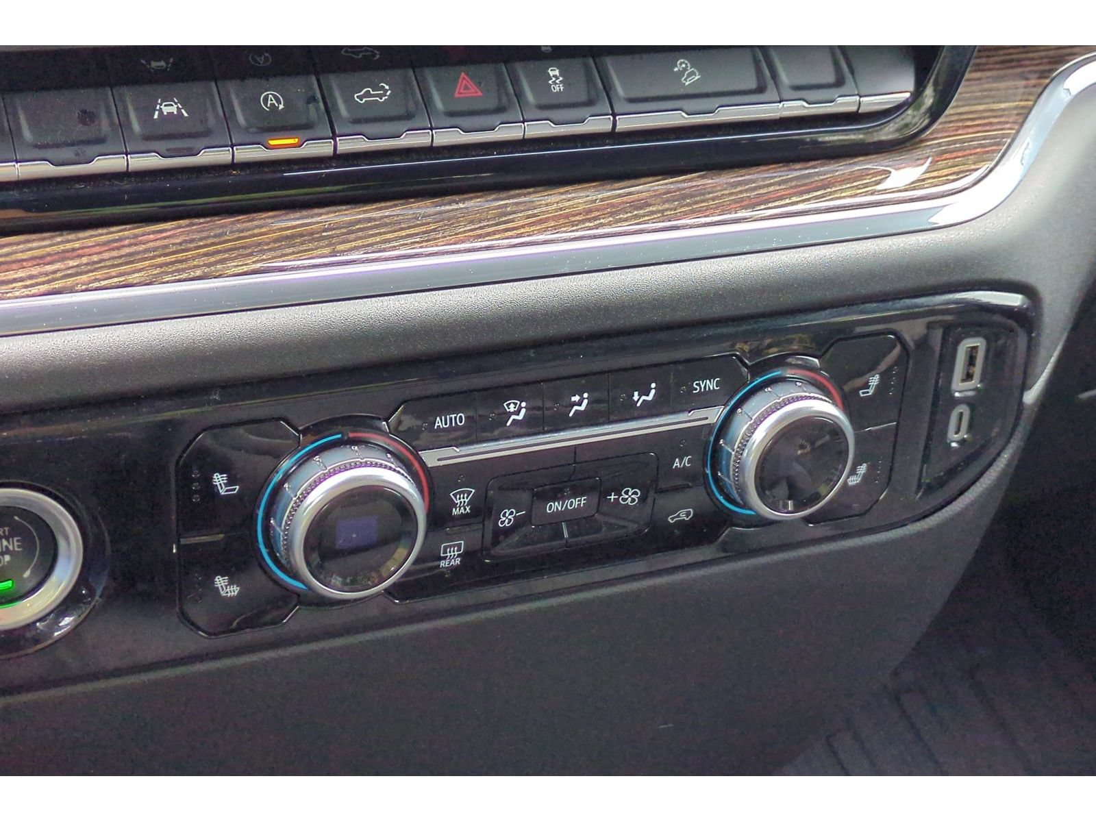 Used 2024 GMC Sierra 1500 Elevation AWD/4WD image 34