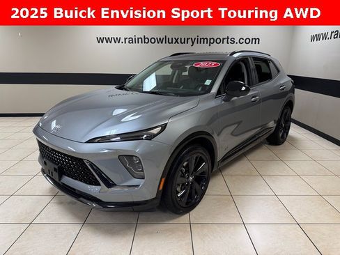 Used 2025 Buick Envision Sport Touring image 3