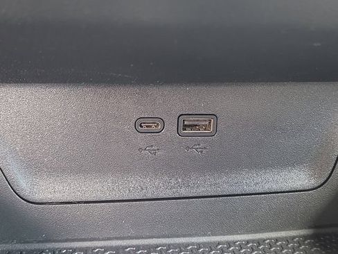 Used 2025 Chevrolet Equinox LT AWD/4WD image 24