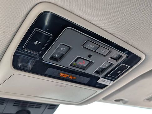 Used 2024 Toyota Grand Highlander AWD image 26