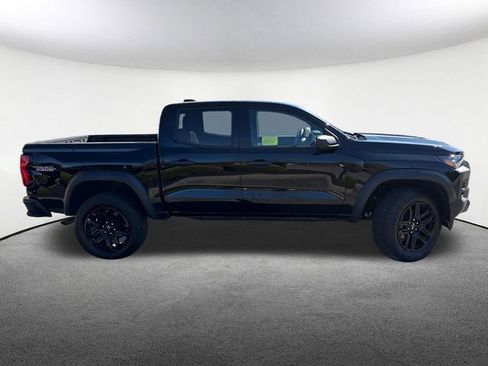 Used 2023 Chevrolet Colorado Trail Boss w/ Advanced Trailering Package AWD/4WD image 15