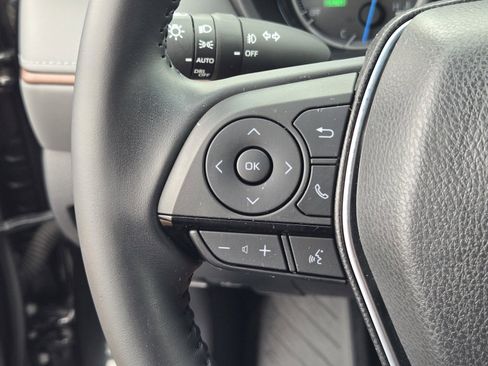 Used 2024 Toyota Venza XLE AWD/4WD image 25